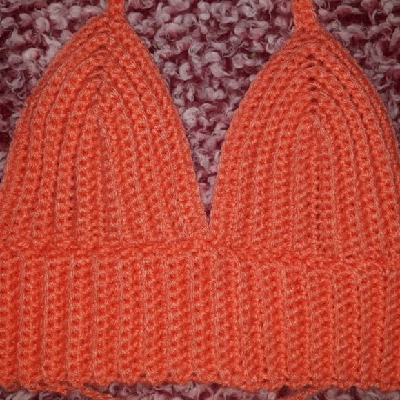 Crochet Bralette (solid colour) - Picture 2 of 6